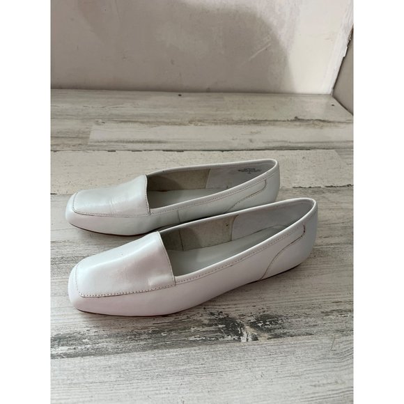 Enzo Angiolini Blake woman’s cream leather loafer - Picture 4 of 7